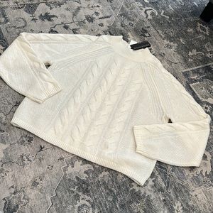 New cream/white banana sweater
